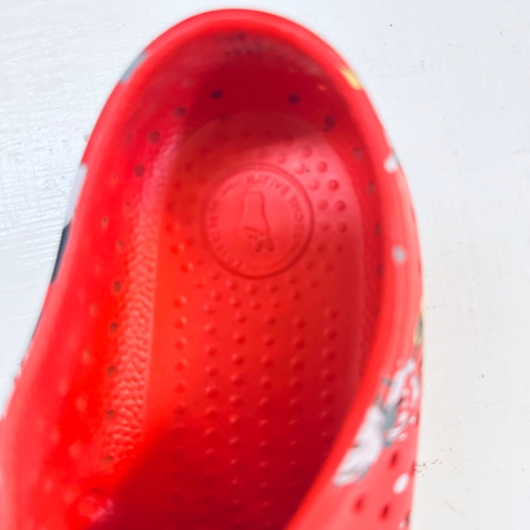 Native Disney Slip-On Jefferson Minnie Print Water Sneakers M5 W7 - Picture 7 of 11